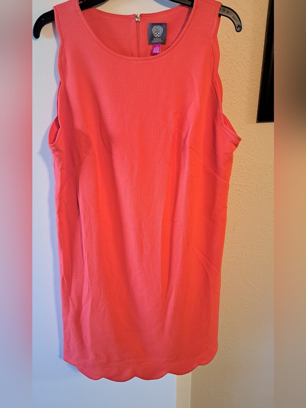 Vince Camuto Size 16 Coral Scalloped Sleeveless Dress NWT - Picture 2 of 7